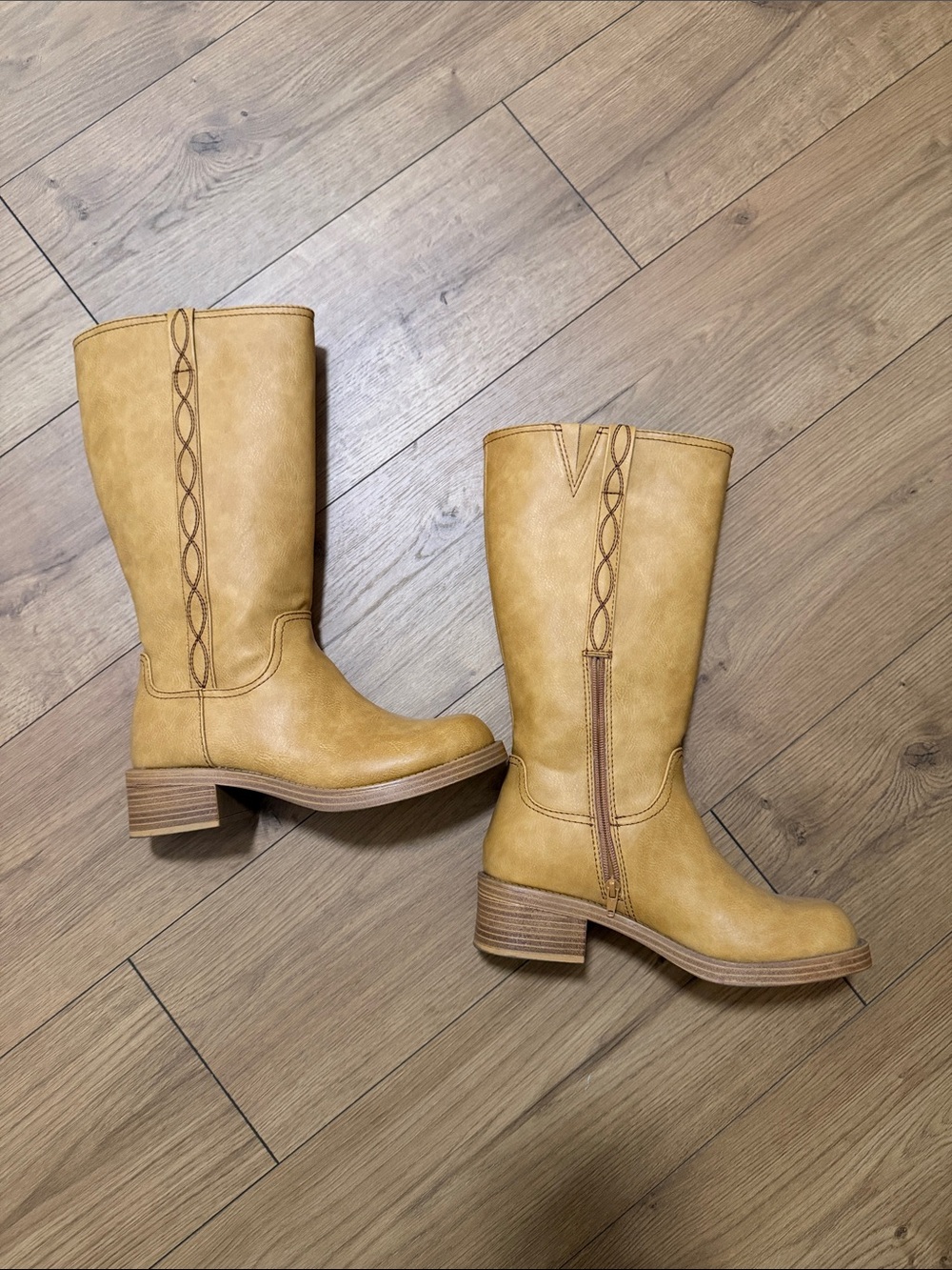 Women’s Tan Mid-Calf Western Boots
